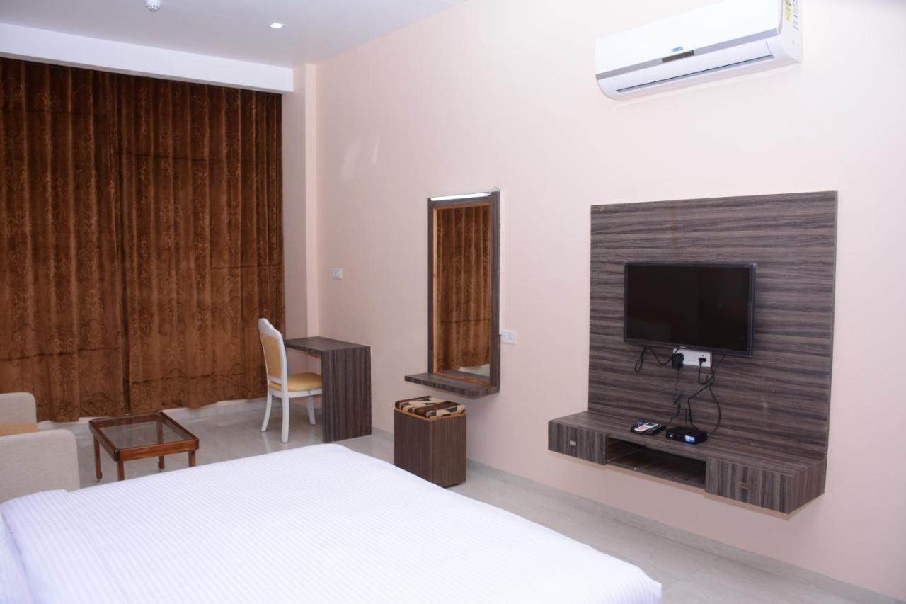 Ratnaa Resort Khamshet Экстерьер фото