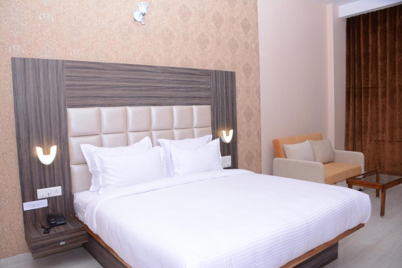 Ratnaa Resort Khamshet Экстерьер фото